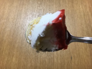 スーパーカップ スイーツ 苺ショートケーキ
